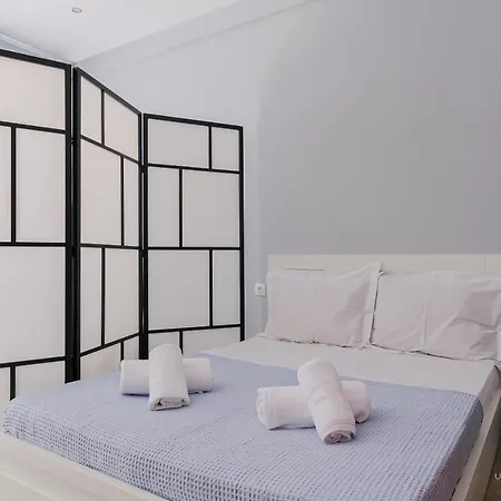 Apartment Ideal City Studio-apartment, Vesta Philoxenia *